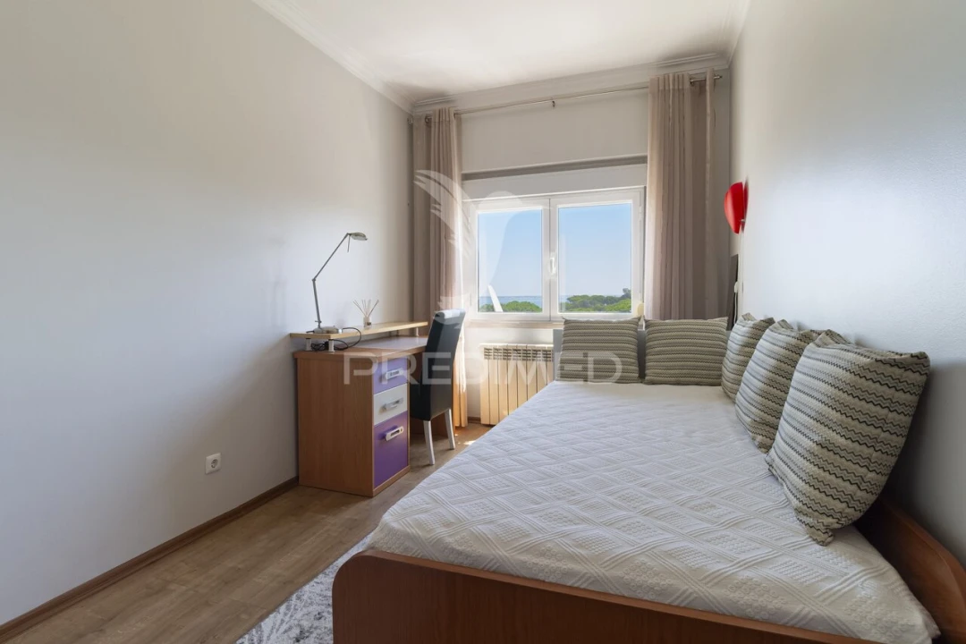 Apartamento T3 para Venda em Almada, Cova da Piedade, Pragal e Cacilhas Foto 9