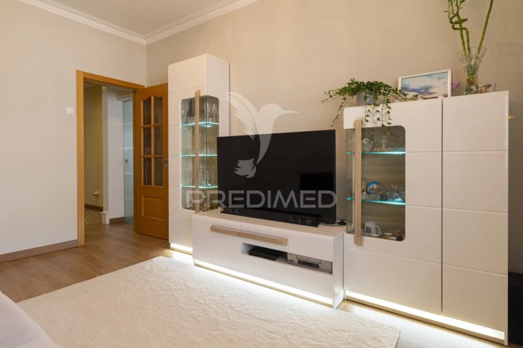 Apartamento T3 para Venda em Almada, Cova da Piedade, Pragal e Cacilhas Foto 19