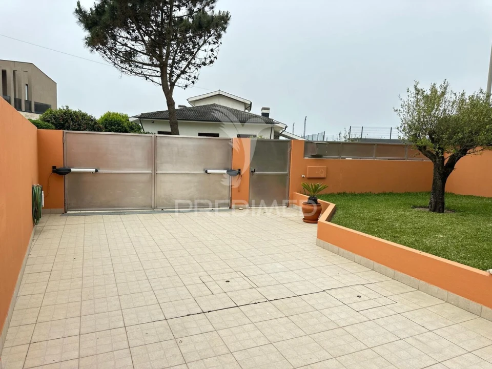 Moradia T3 para Venda em Vila Chã Foto 5
