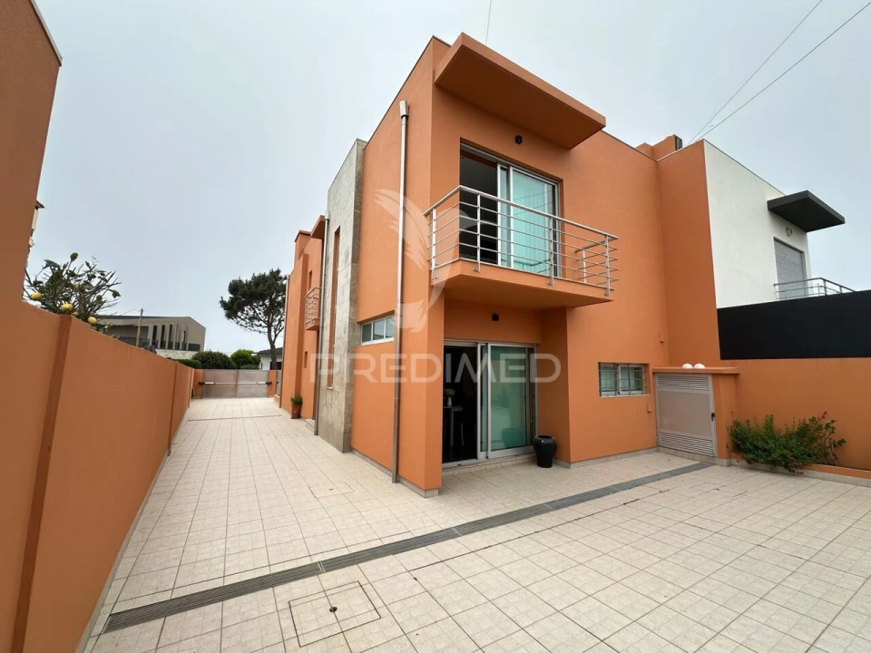 Moradia T3 para Venda em Vila Chã Foto 6