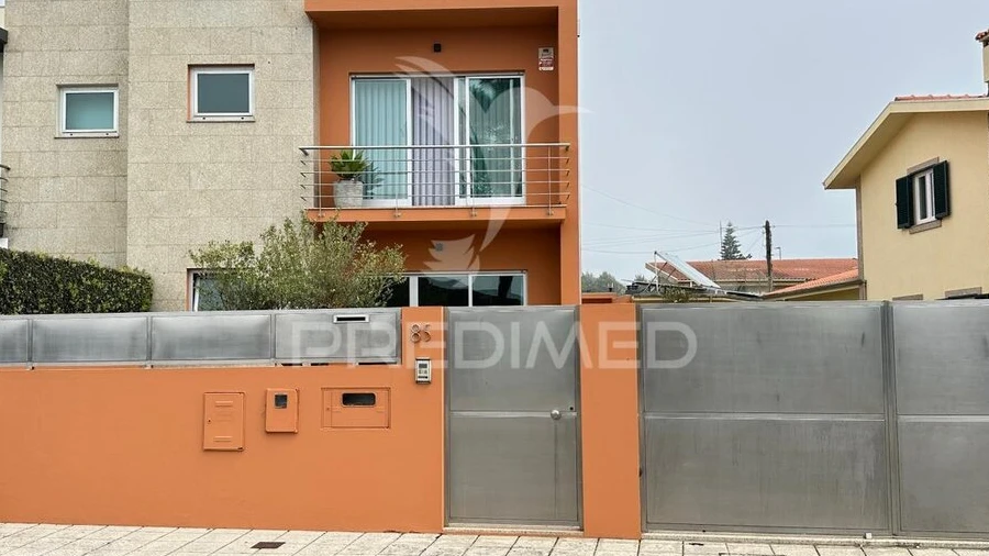 Moradia T3 para Venda em Vila Chã