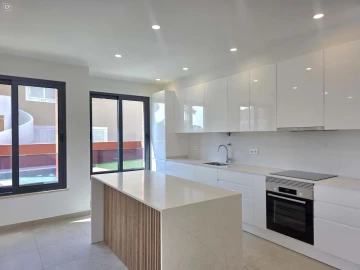 Apartamento T3 para Venda em Quarteira