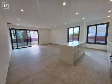 Apartamento T3 para Venda em Quarteira