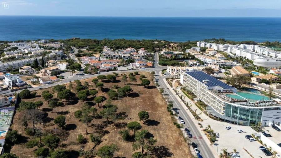Moradia T3 para Venda em Albufeira e Olhos de Água Foto 36