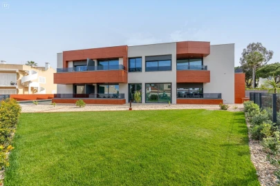 Apartamento T1 para Venda em Quarteira