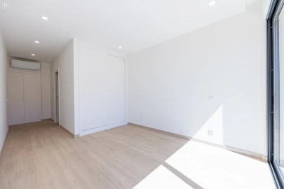 Apartamento T1 para Venda em Quarteira