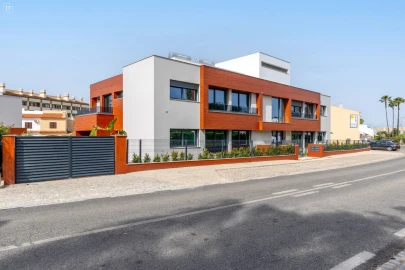 Apartamento T1 para Venda em Quarteira