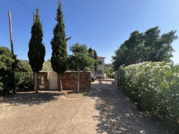 Moradia T5 para Venda em Albufeira e Olhos de Água