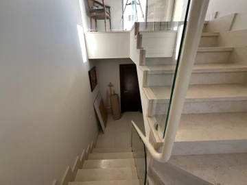 Moradia T5 para Venda em Albufeira e Olhos de Água