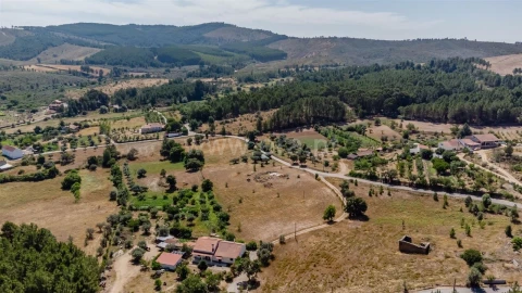 Terreno para Venda em Enxames