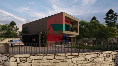 Moradia T3 para Venda em Coucieiro
