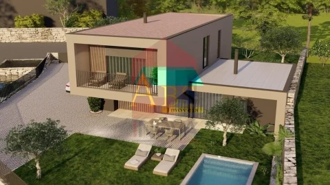 Moradia T3 para Venda em Coucieiro