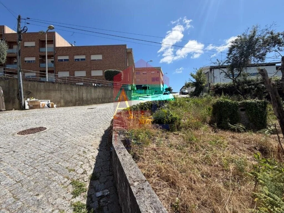 Apartamento T3 para Venda em Oliveira (Santa Maria) Foto 28
