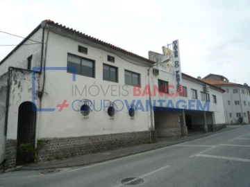 Armazém para Venda em Sangalhos