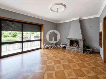 Moradia T3 para Venda em Barroselas e Carvoeiro