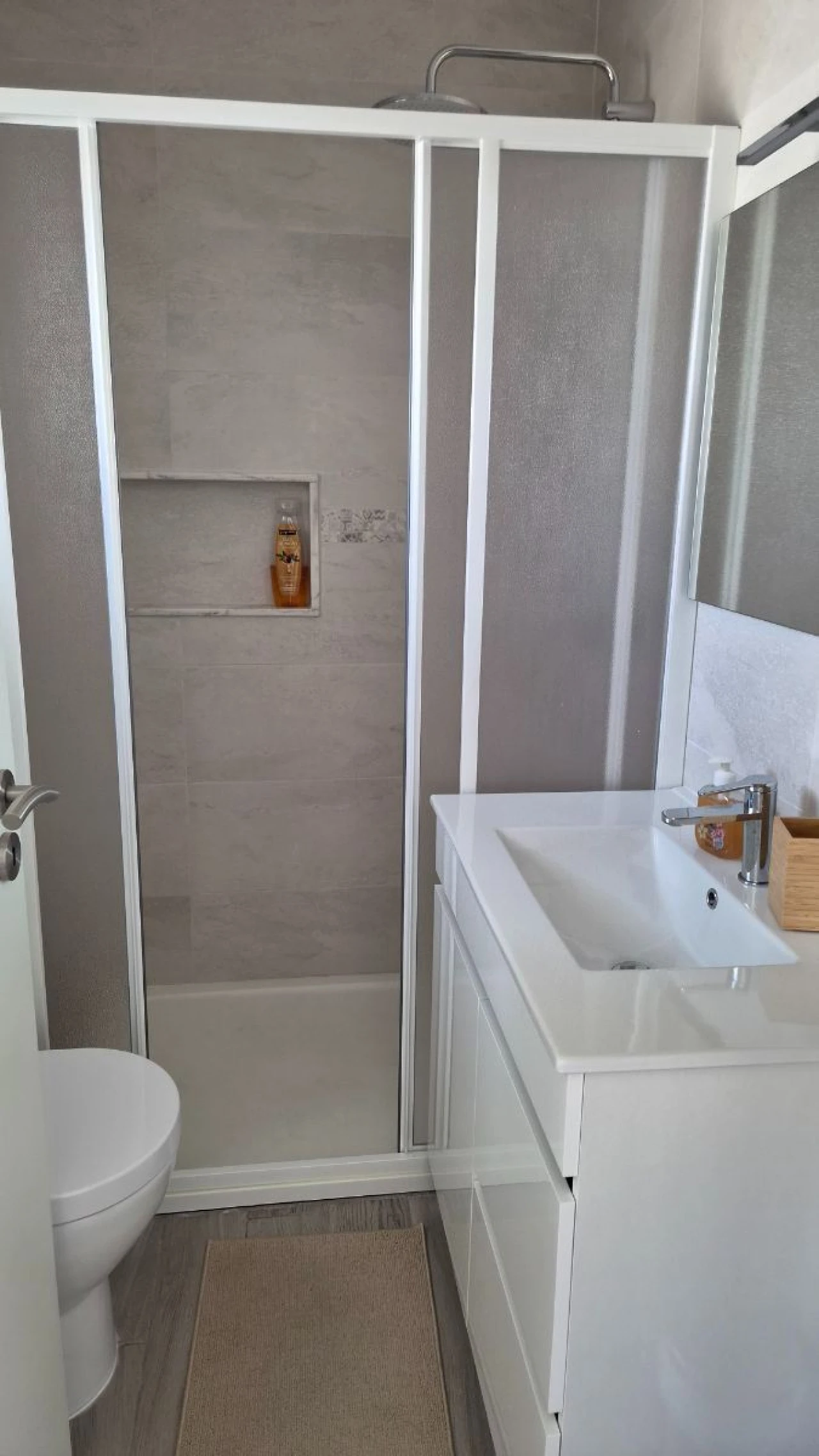 Apartamento T1 para Arrendamento férias em Quarteira Foto 11
