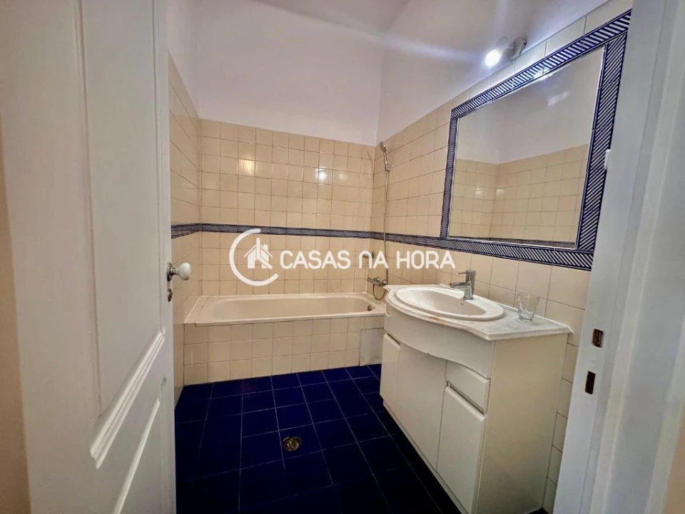 Quarto para Arrendamento em Avenidas Novas Foto 4
