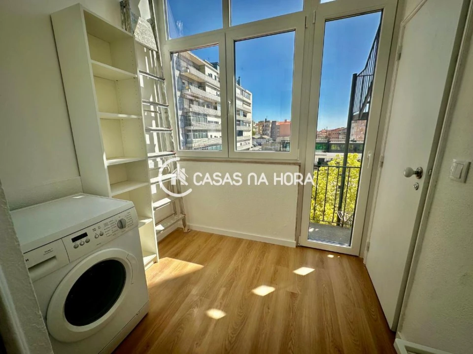 Quarto para Arrendamento em Avenidas Novas Foto 10