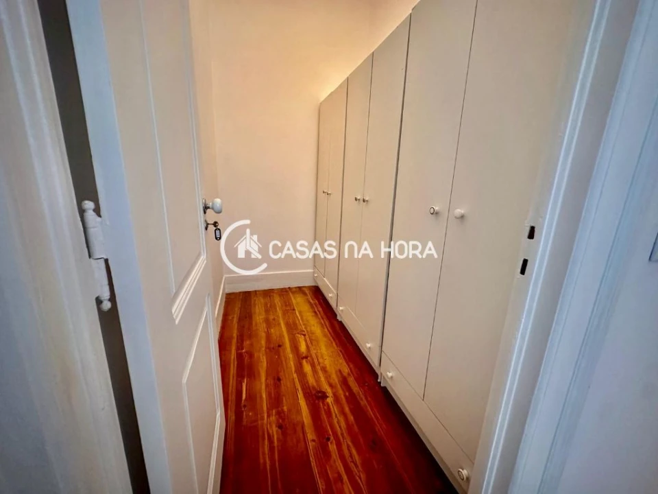 Quarto para Arrendamento em Avenidas Novas Foto 14