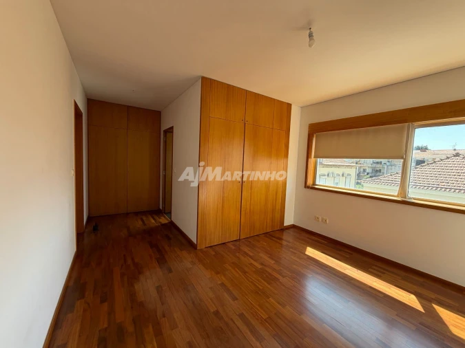 Apartamento T2 para Arrendamento em Bonfim Foto 15