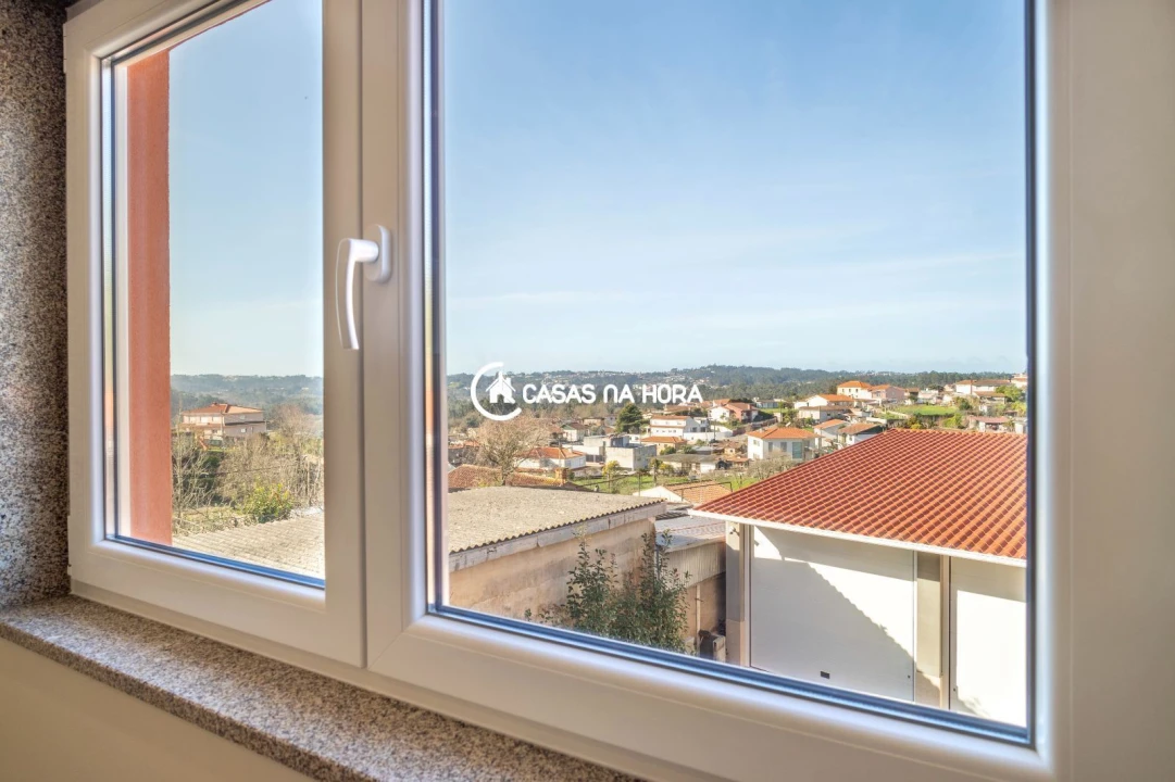 Apartamento T3 para Arrendamento em Sandim, Olival, Lever e Crestuma Foto 12