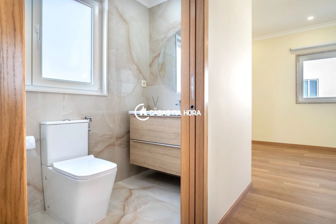 Apartamento T3 para Arrendamento em Sandim, Olival, Lever e Crestuma Foto 22