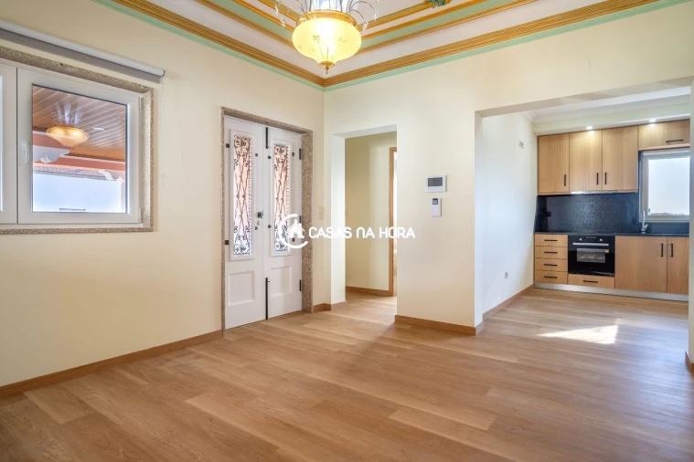 Apartamento T3 para Arrendamento em Sandim, Olival, Lever e Crestuma Foto 7