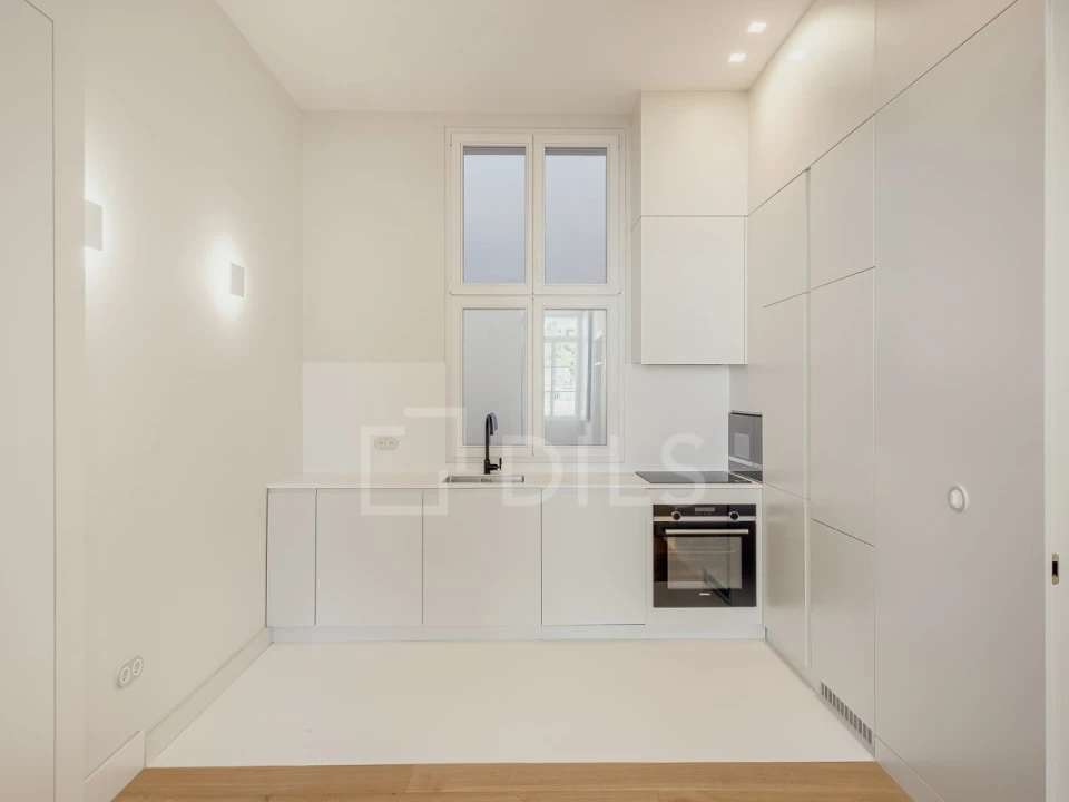Apartamento T1 para Venda em Misericórdia Foto 8