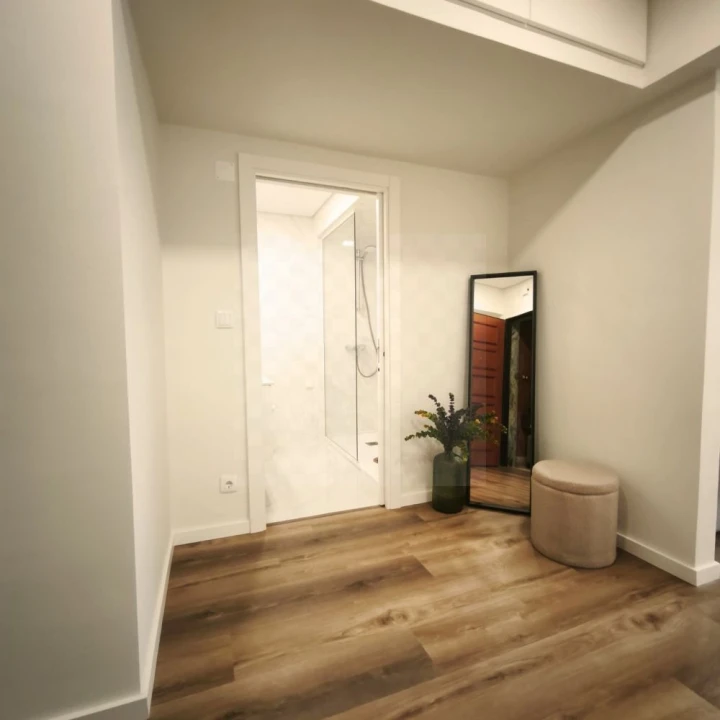 Apartamento T3 para Venda em Benfica Foto 6