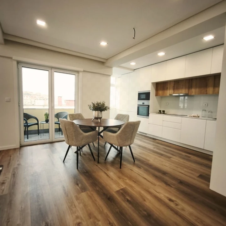 Apartamento T3 para Venda em Benfica Foto 1
