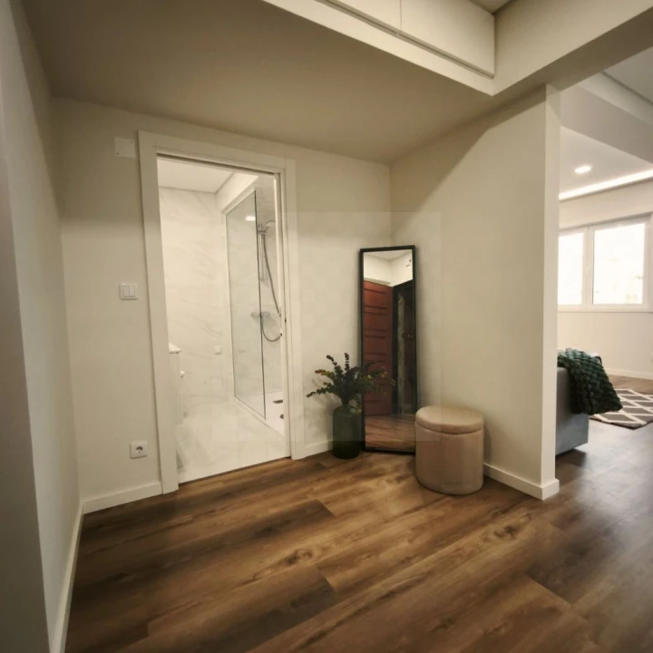 Apartamento T3 para Venda em Benfica Foto 9