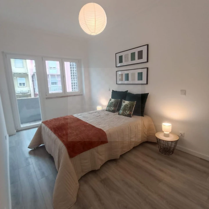 Apartamento T3 para Venda em Benfica Foto 6