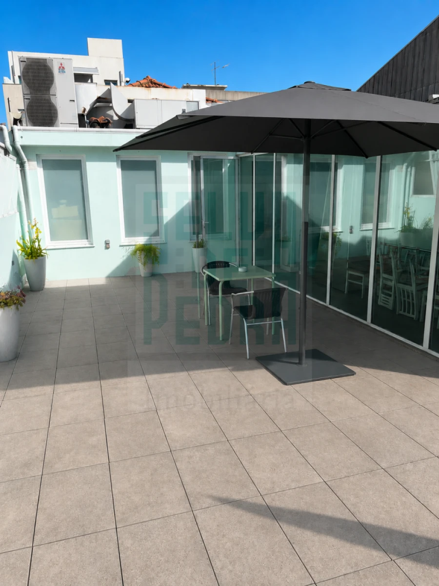Loja para Trespasse em Matosinhos e Leça da Palmeira Foto 11