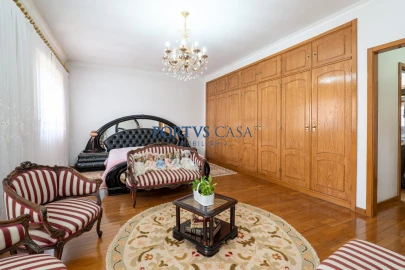 Moradia T4 para Venda em Perafita, Lavra e Santa Cruz do Bispo