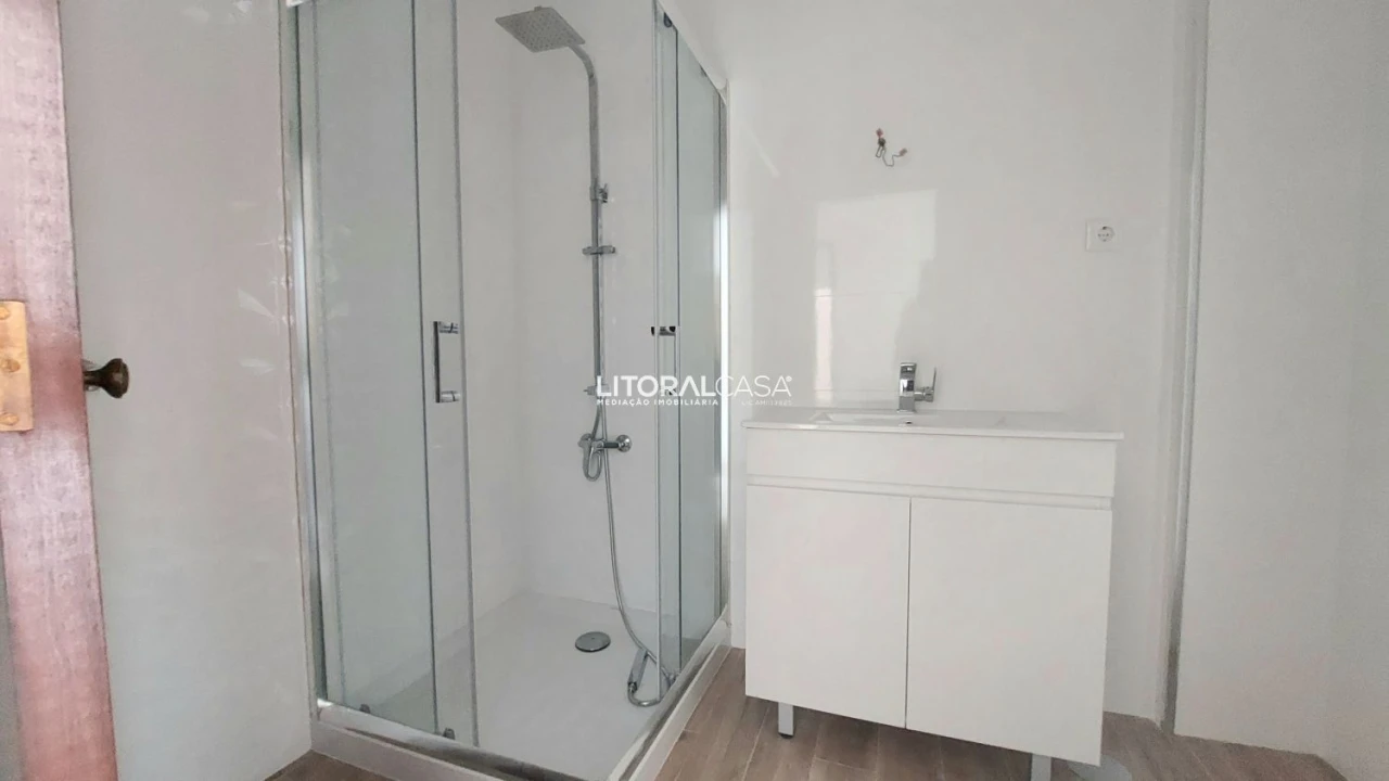 Apartamento T2 para Venda em Gafanha da Nazaré Foto 17