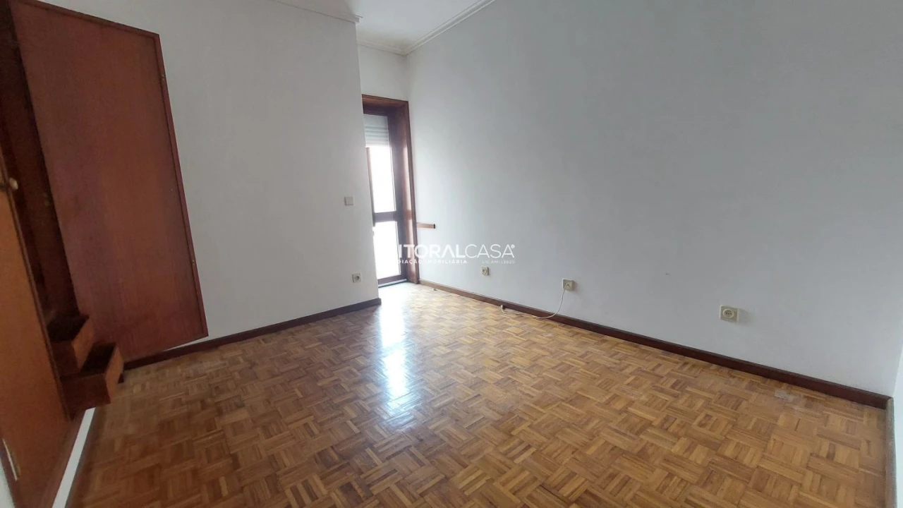 Apartamento T2 para Venda em Gafanha da Nazaré Foto 8