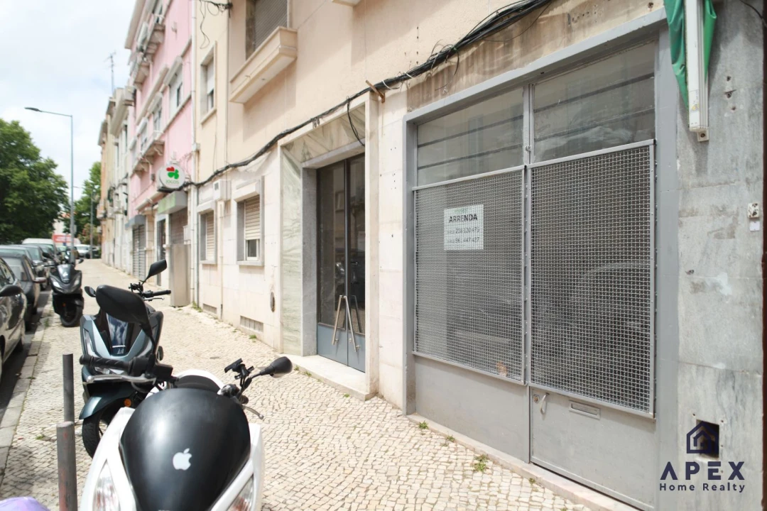 Loja para Arrendamento em Beato Foto 5