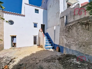 Moradia T2 para Venda em Estremoz (Santa Maria e Santo André)