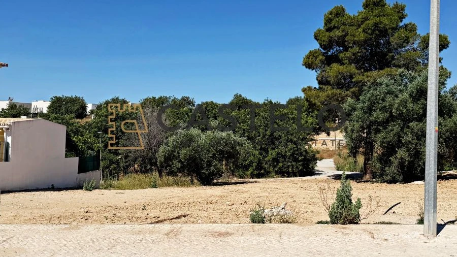 Terreno para Venda em Santa Barbara de Nexe