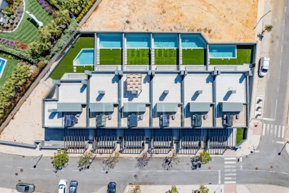 Moradia T4 para Venda em Montenegro