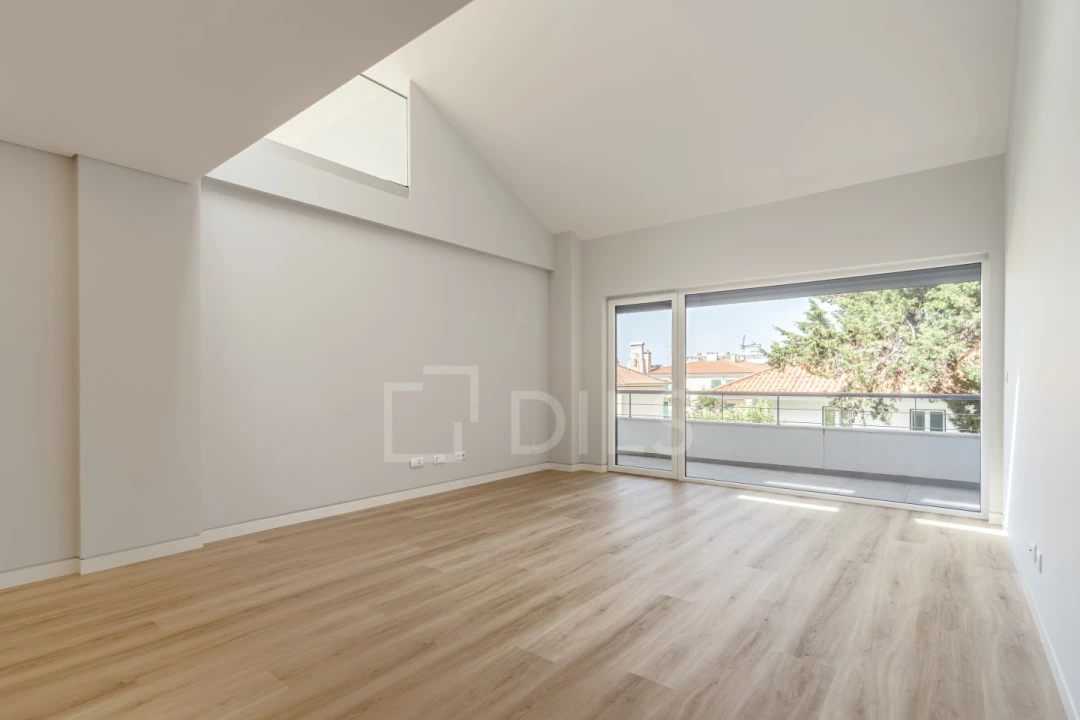 Apartamento T3 para Venda em Carcavelos e Parede Foto 3
