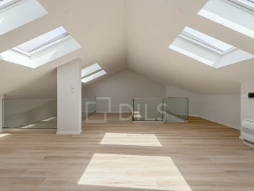 Apartamento T3 para Venda em Carcavelos e Parede