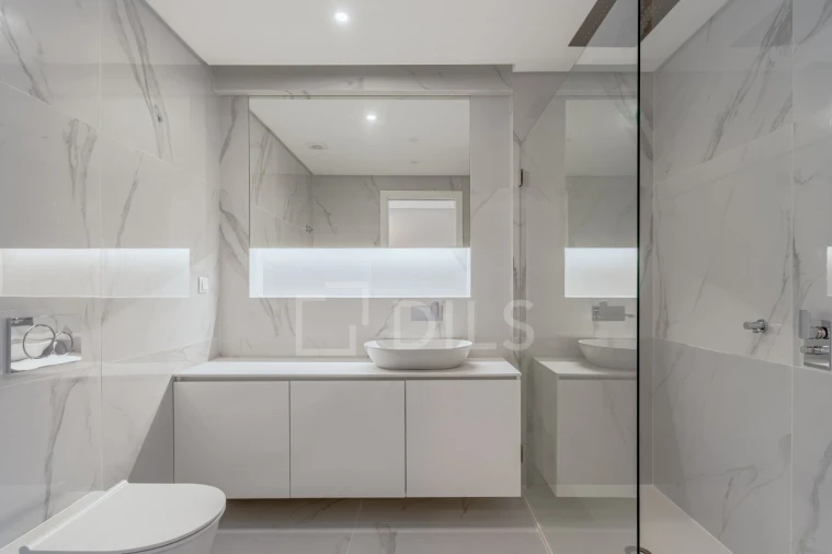 Apartamento T3 para Venda em Carcavelos e Parede Foto 13