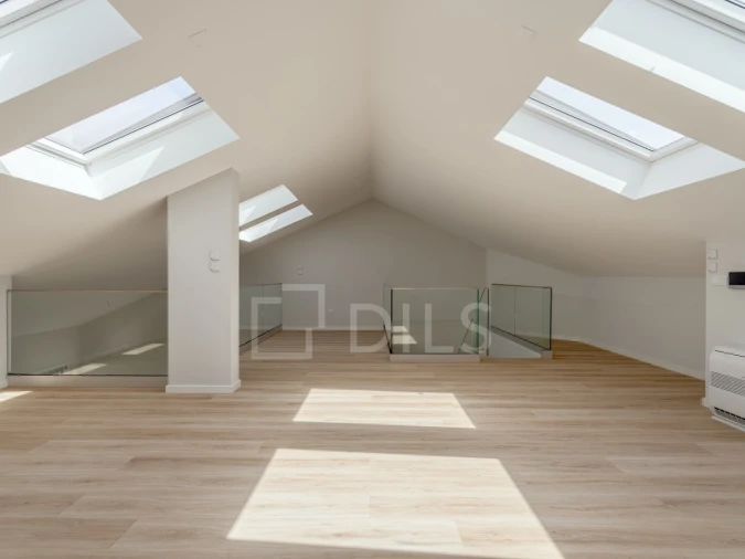 Apartamento T3 para Venda em Carcavelos e Parede Foto 8