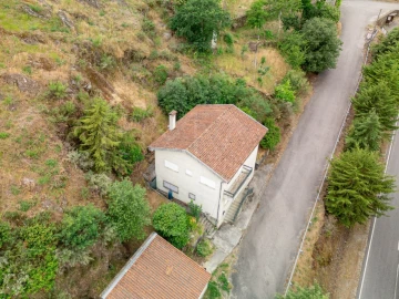 Moradia T4 para Venda em Salvador e Santo Aleixo de Além-Tâmega