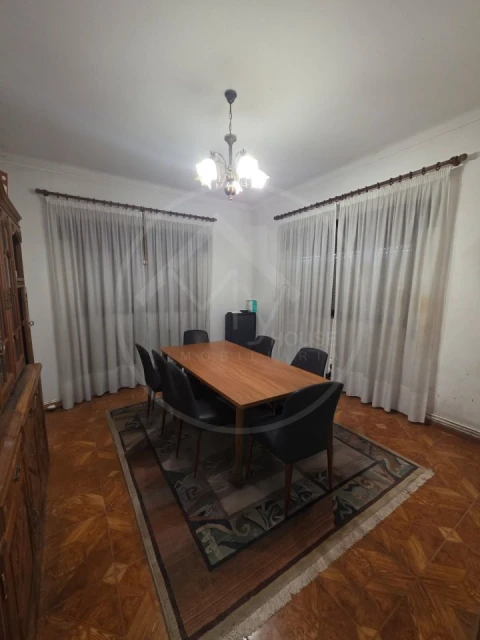 Moradia T4 para Venda em Salvador e Santo Aleixo de Além-Tâmega