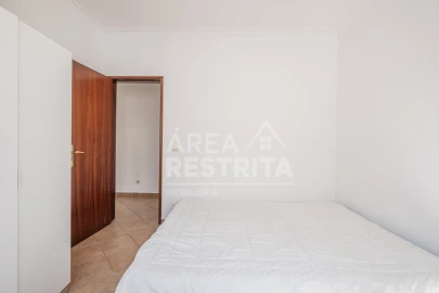 Quinta T3 para Venda em Quinta do Conde