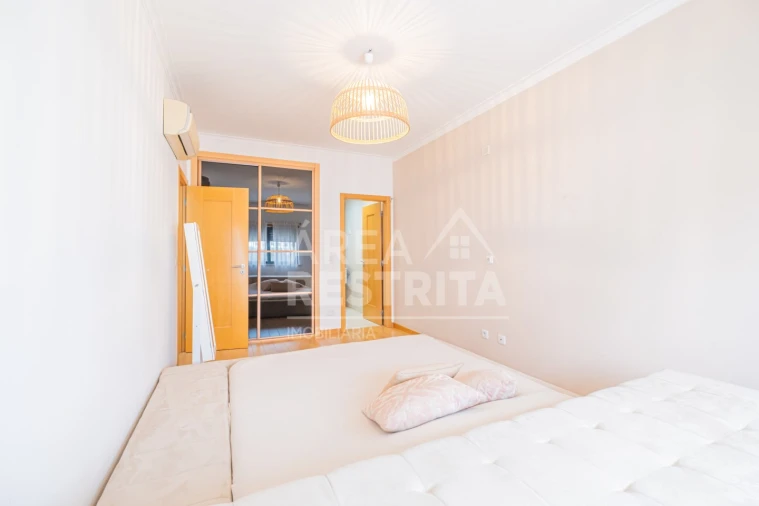 Apartamento T3 para Venda em Corroios Foto 51