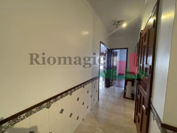 Apartamento T2 para Venda em Algueirão-Mem Martins