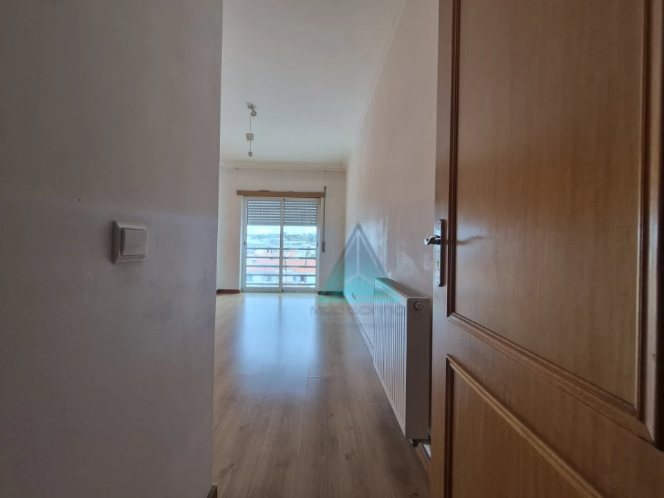 Apartamento T2 para Venda em Laranjeiro e Feijó Foto 6